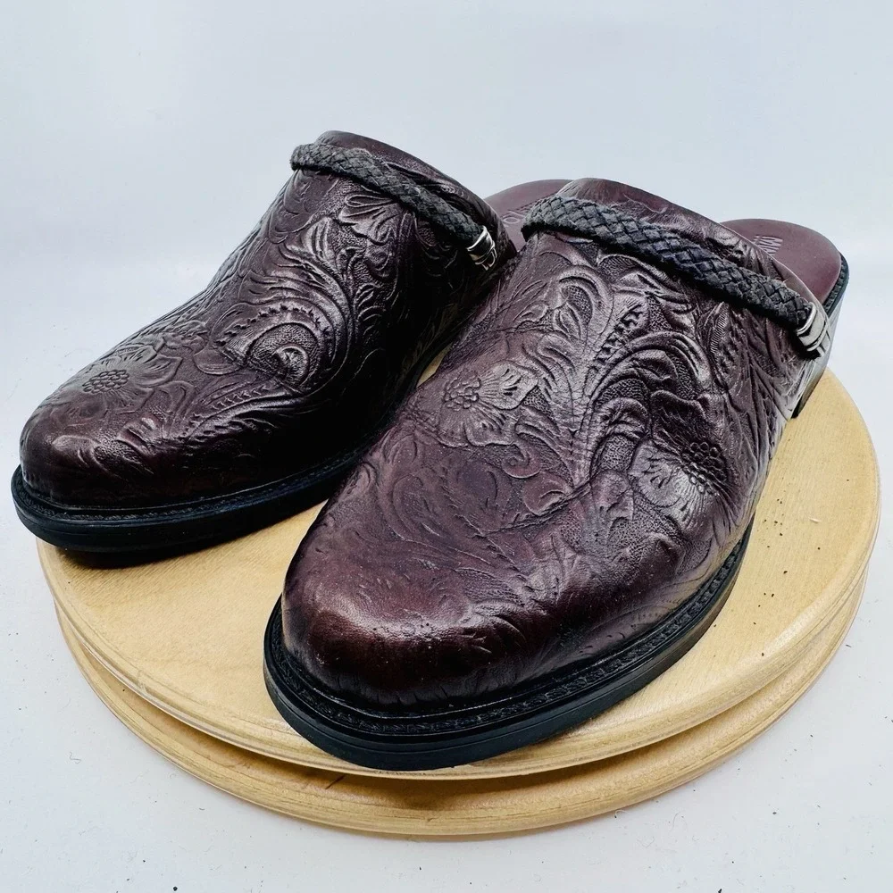Minnetonka Tooled Leather Clogs Womens 7 Brown Western Mule Slip On Shoes 6042